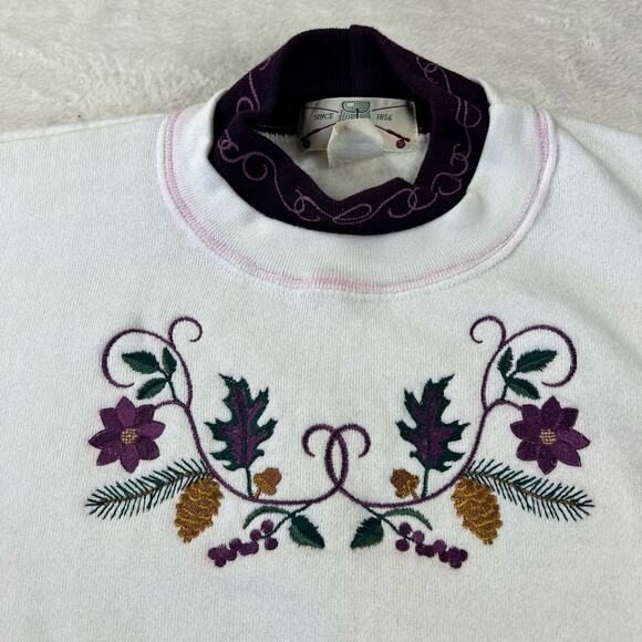 Orvis Vintage Double Neck Floral Embroidered Sweatshirt Size Large USA - Picture 6 of 7
